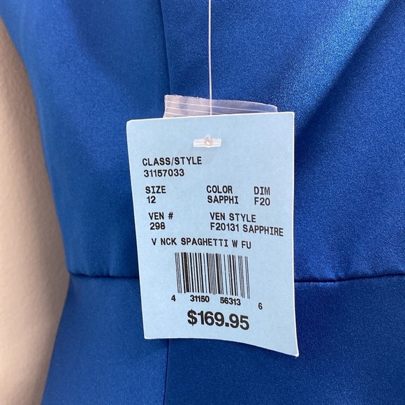 Elegant Blue Midi Dress - Picture 6 of 12